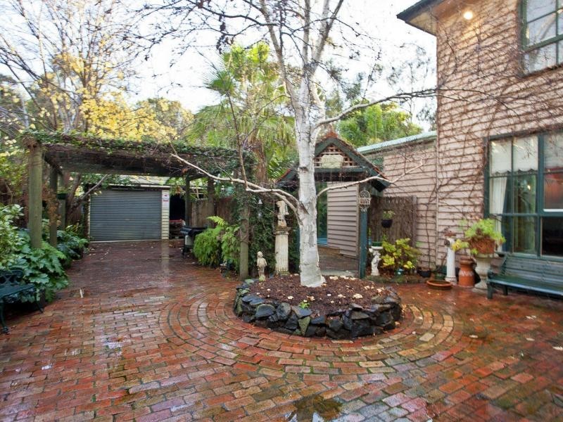 105 Mascoma Street, Strathmore VIC 3041