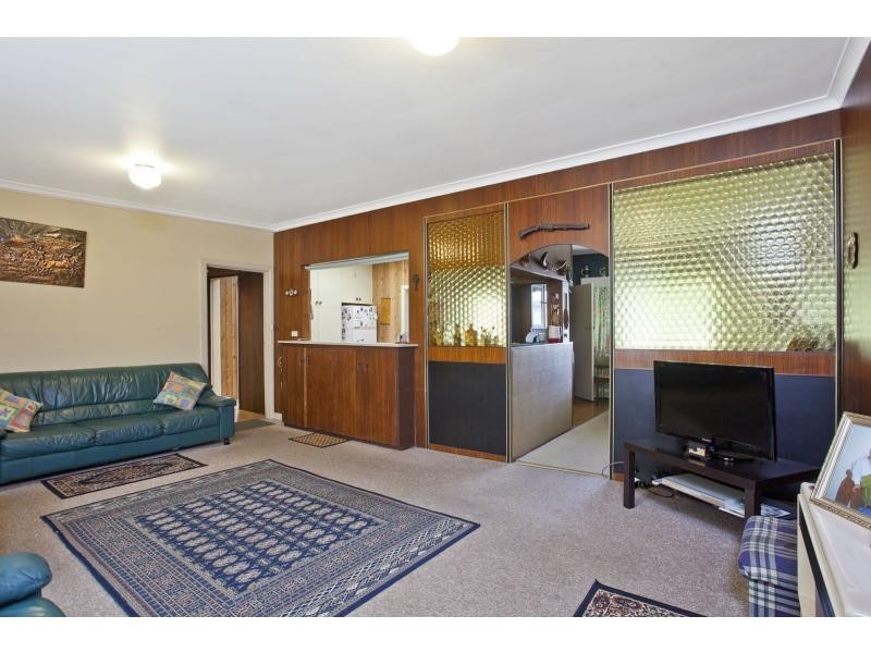 2 George Street, Niddrie VIC 3042