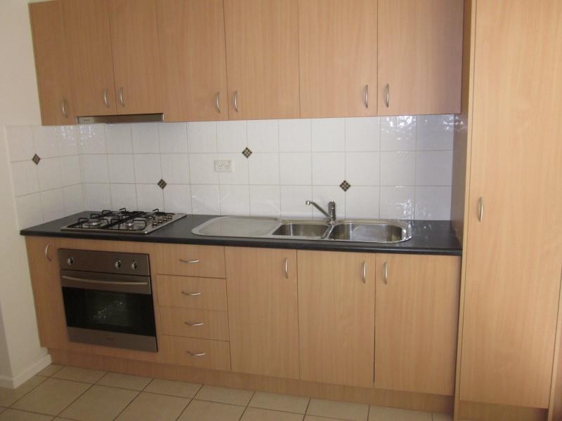 2/20 Broadmeadows Road, Tullamarine VIC 3043