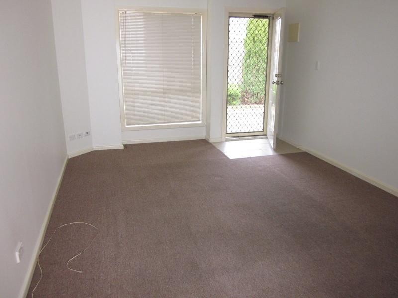 2/20 Broadmeadows Road, Tullamarine VIC 3043