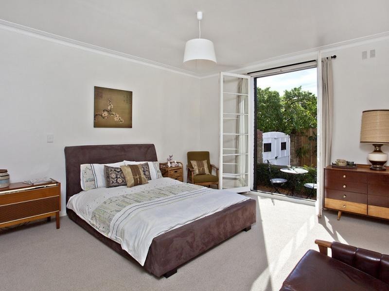 1/32 Melissa Street, Strathmore VIC 3041