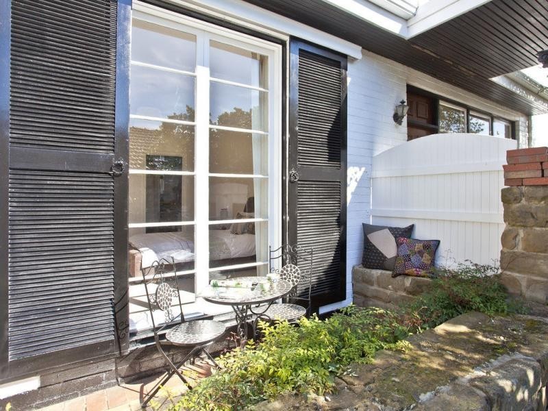 1/32 Melissa Street, Strathmore VIC 3041