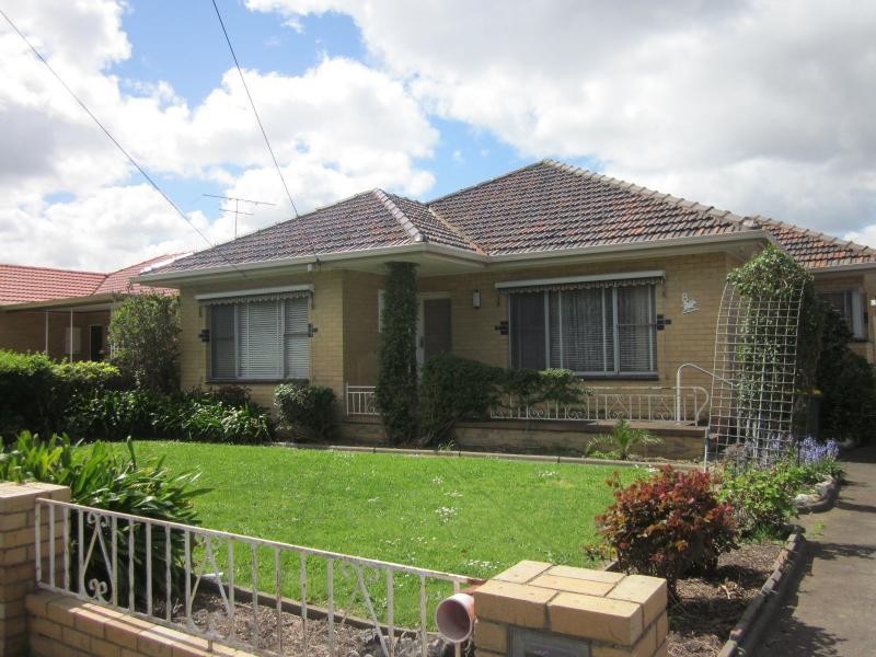 8 James Street, Fawkner VIC 3060