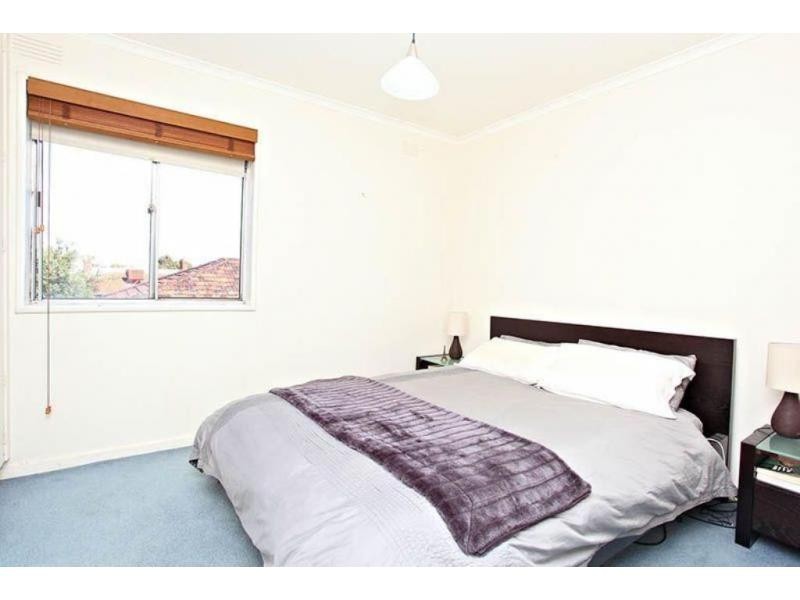 15/13 Hopetoun Avenue, Brunswick West VIC 3055