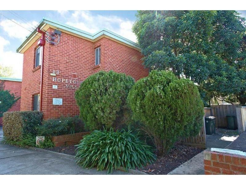 15/13 Hopetoun Avenue, Brunswick VIC 3056