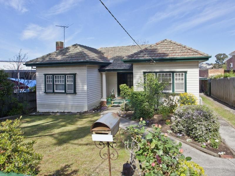 33 Edward Street, Essendon VIC 3040