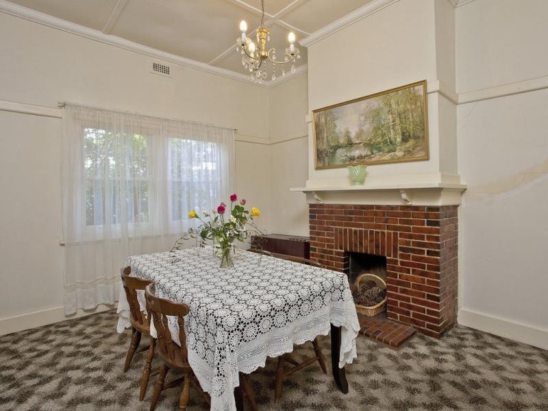33 Edward Street, Essendon VIC 3040