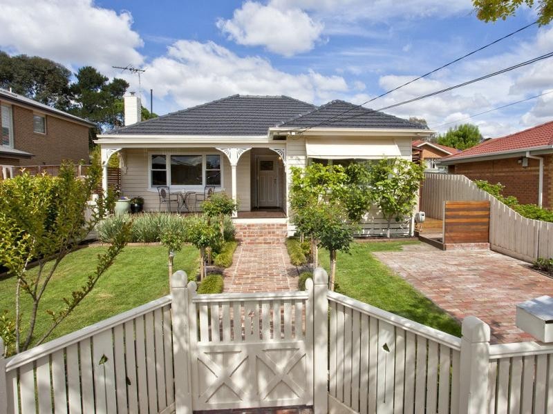 41 Mascoma Street, Strathmore VIC 3041