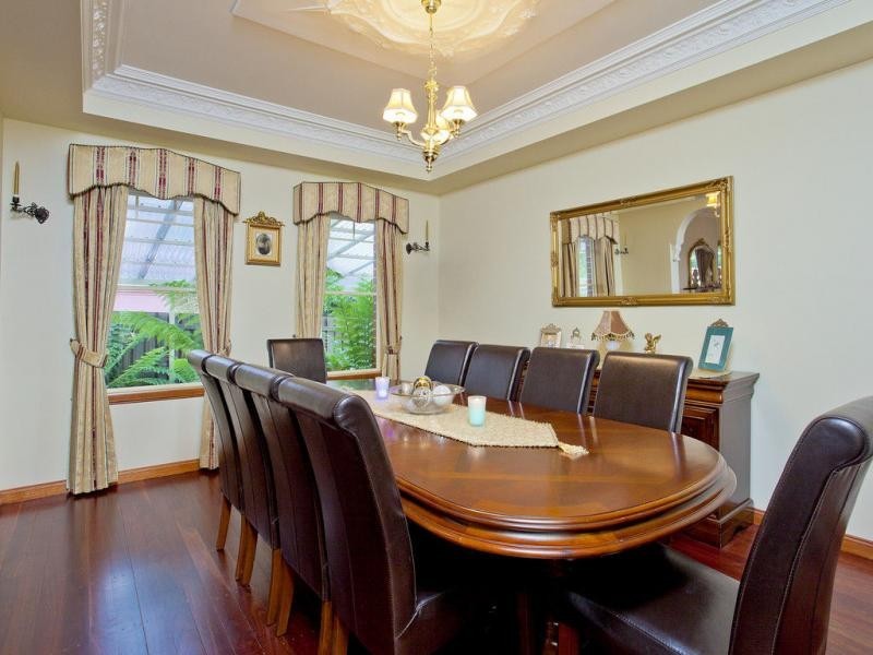 24 Botanic Drive, Hillside VIC 3037