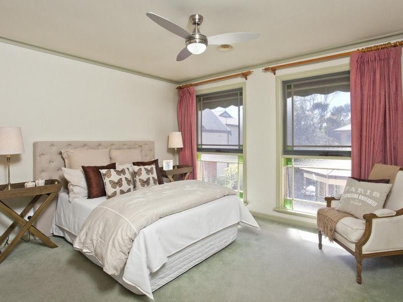 1/26 Lawson Street, Essendon VIC 3040