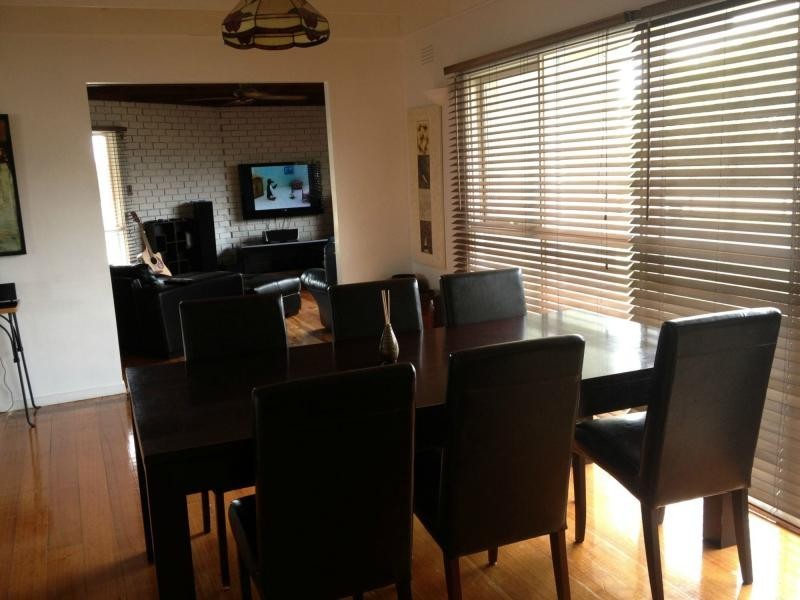 52 Noga Avenue, Keilor East VIC 3033