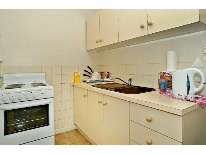 8/4 Prince Street, Essendon VIC 3040