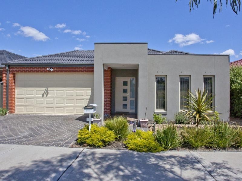 20 Wisteria Avenue, Craigieburn VIC 3064