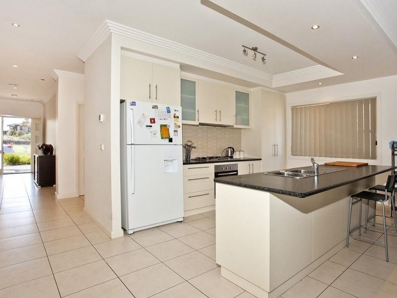 20 Wisteria Avenue, Craigieburn VIC 3064