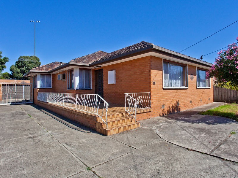 41 Clydesdale Road, Airport West VIC 3042