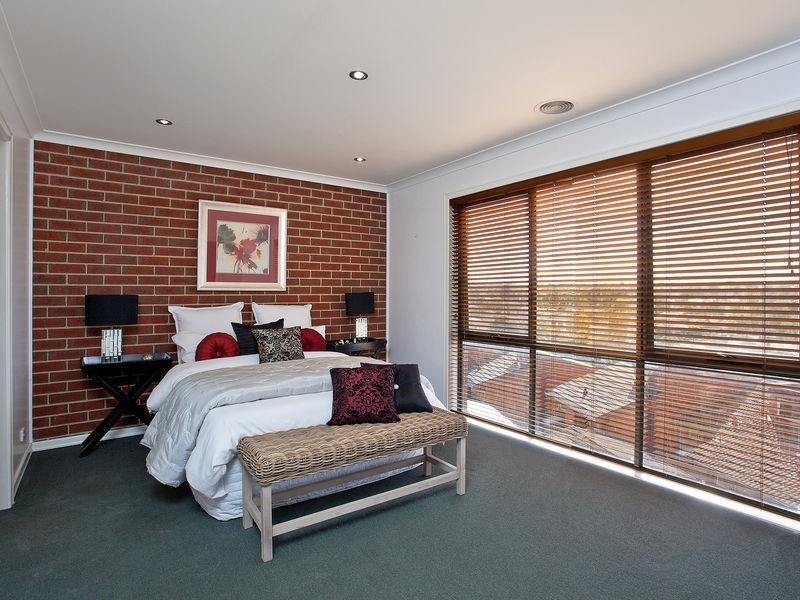 6/2 Kendall Street, Essendon VIC 3040