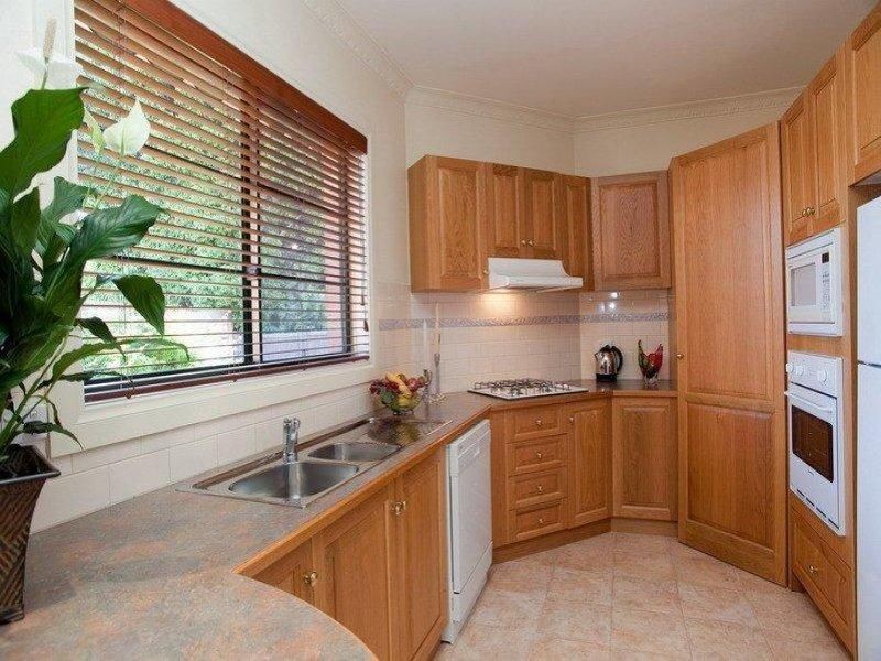 2/82 Vida Street, Essendon VIC 3040