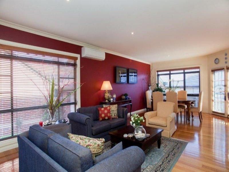 2/82 Vida Street, Essendon VIC 3040