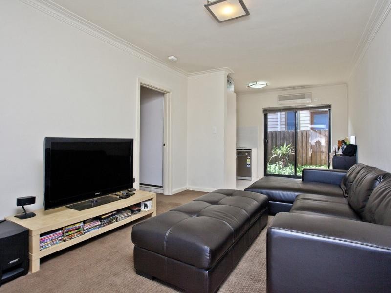 2/193 Union Street, Brunswick West VIC 3055