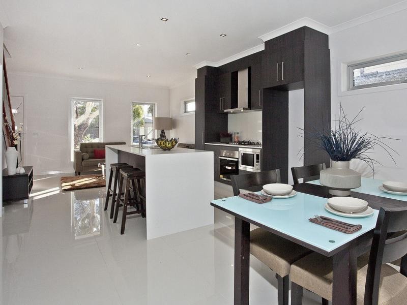 2/8 Birch Avenue, Tullamarine VIC 3043
