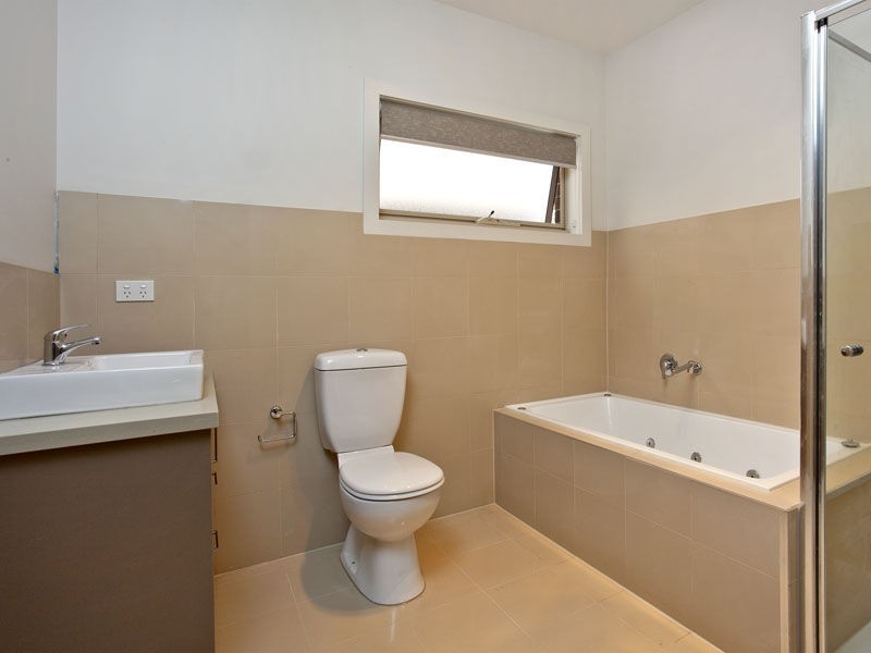 6/132 Lebanon Street, Strathmore VIC 3041