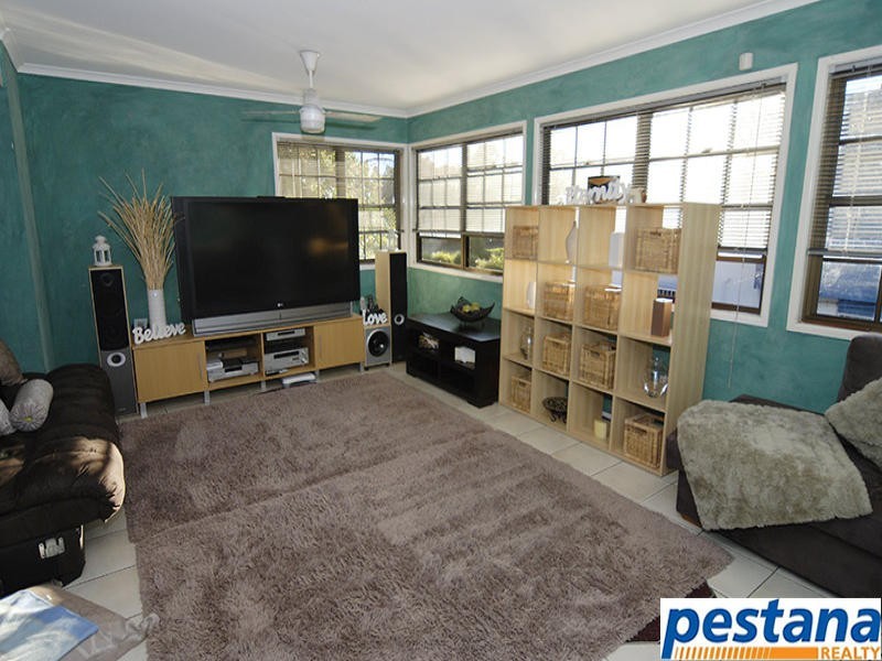 89 Winnetts Road, Daisy Hill QLD 4127