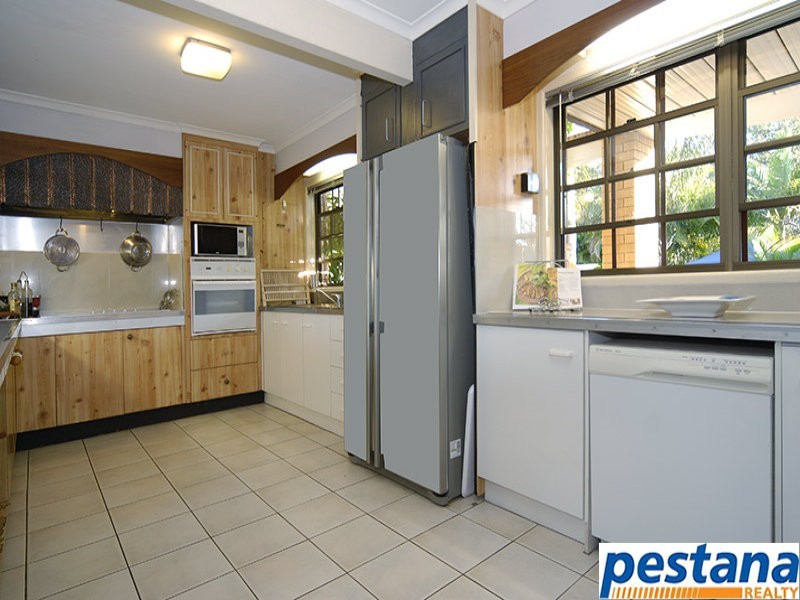 89 Winnetts Road, Daisy Hill QLD 4127