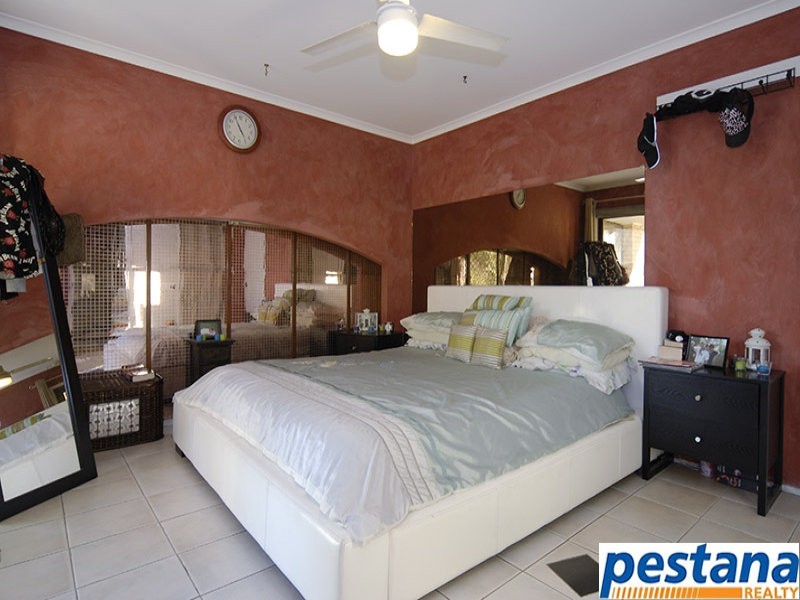 89 Winnetts Road, Daisy Hill QLD 4127