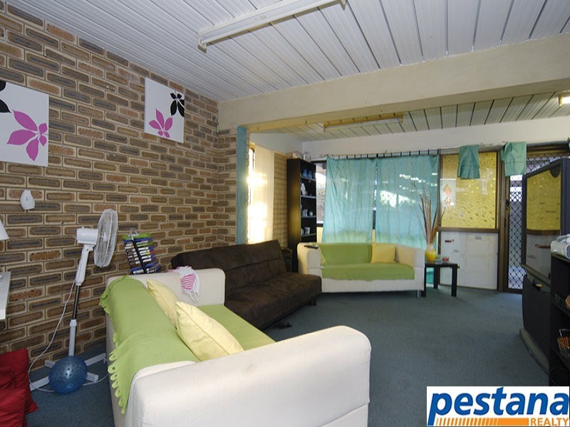 89 Winnetts Road, Daisy Hill QLD 4127