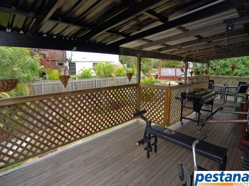 65 Woodlands Drive, Rochedale South QLD 4123