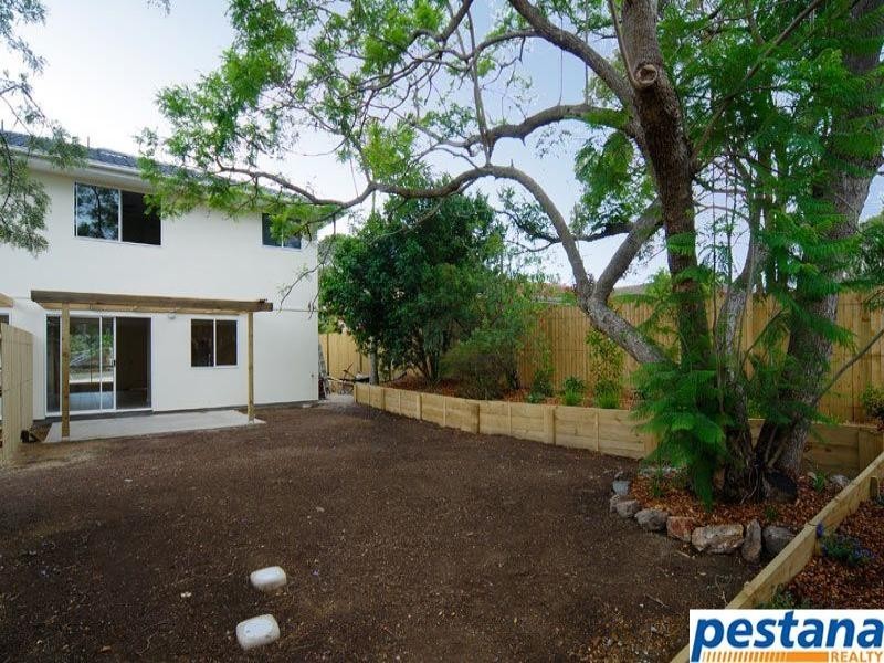2/14 Whitfield Ave, Springwood QLD 4127