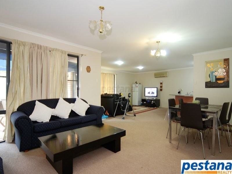 66 Barossa Street, Kingston QLD 4114