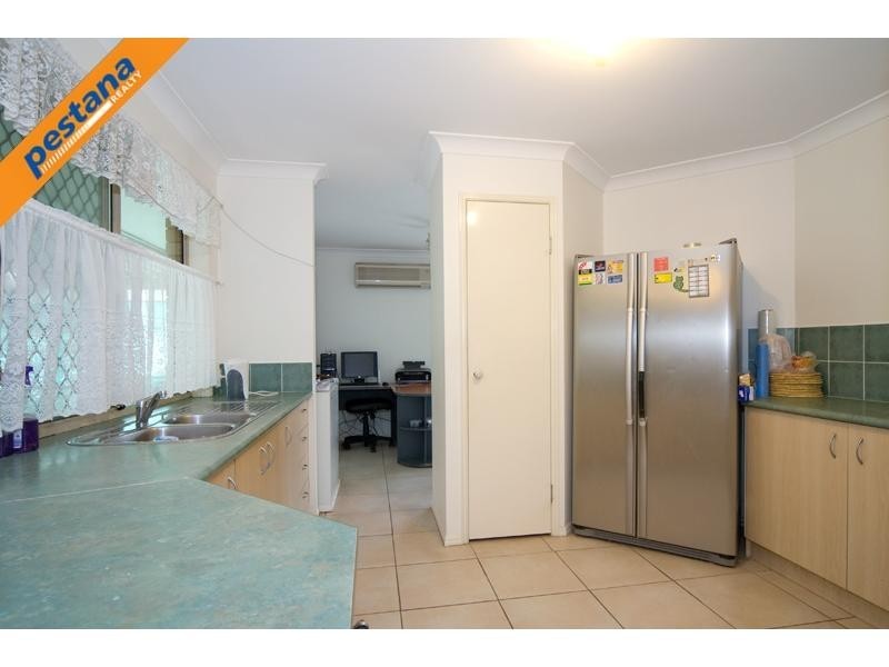 12 Barracuda Court, Kingston QLD 4114