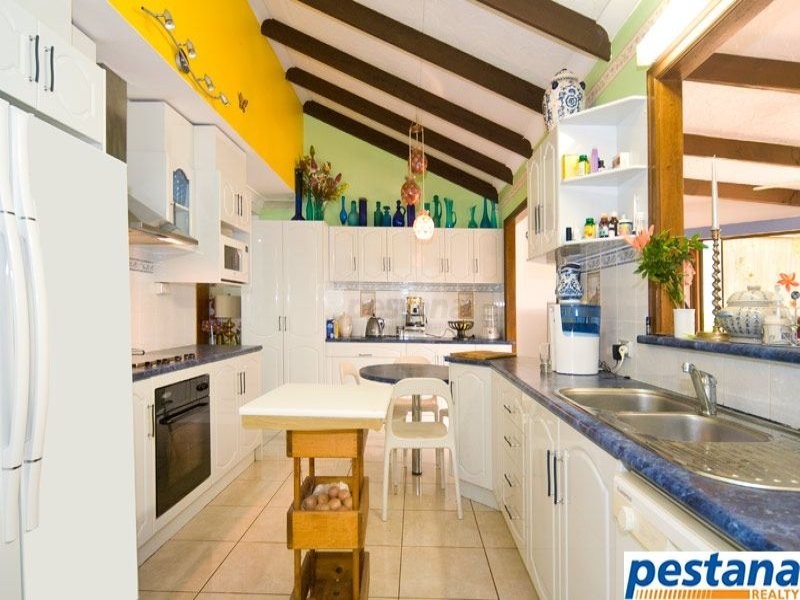 201 Springwood Road, Springwood QLD 4127