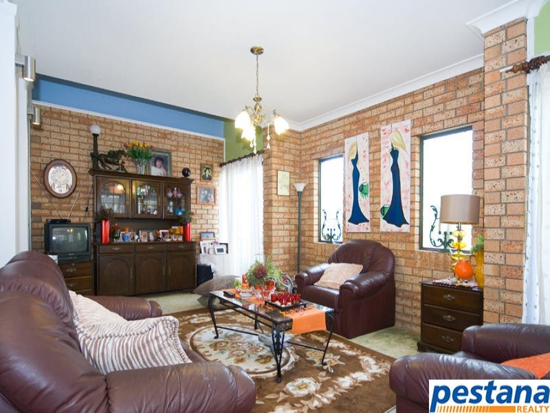 201 Springwood Road, Springwood QLD 4127