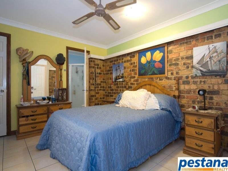 201 Springwood Road, Springwood QLD 4127