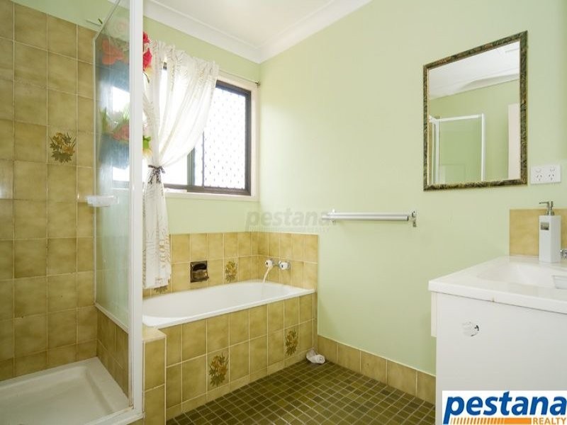 201 Springwood Road, Springwood QLD 4127