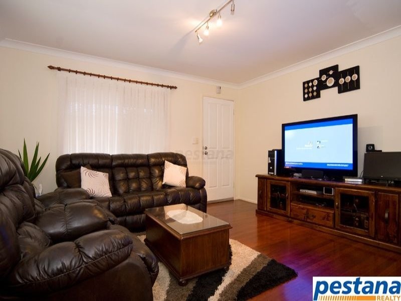 10 Stubbs Road, Woodridge QLD 4114