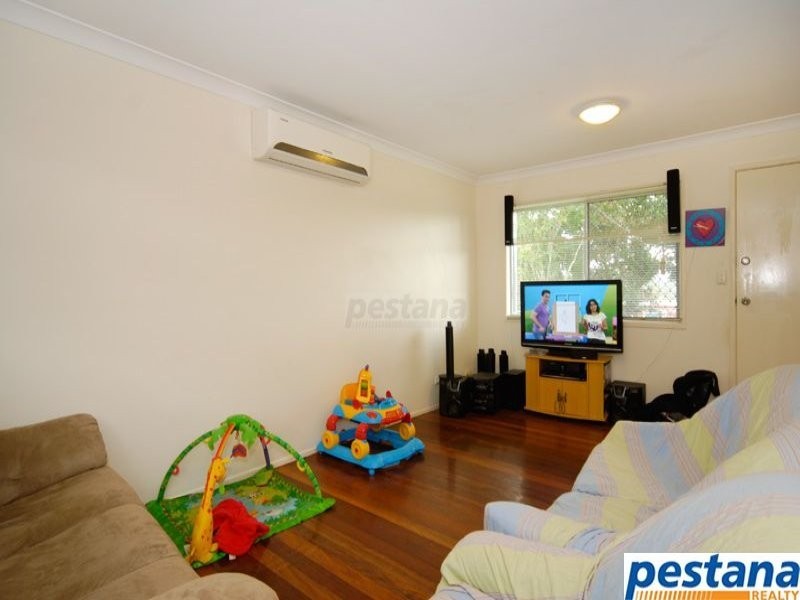 12 Kurrajong Street, Woodridge QLD 4114