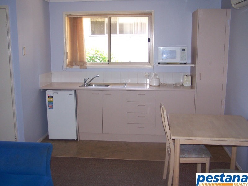 1&2, 482 Kingston Road, Kingston QLD 4114