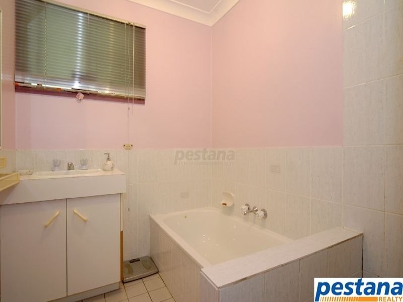 62 Duke Street, Slacks Creek QLD 4127