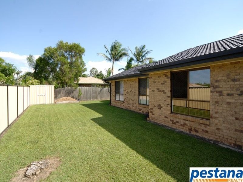 2 Berendt Court, Meadowbrook QLD 4131