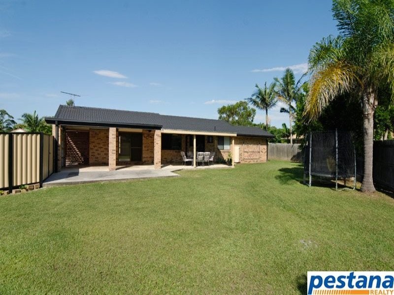 2 Berendt Court, Meadowbrook QLD 4131