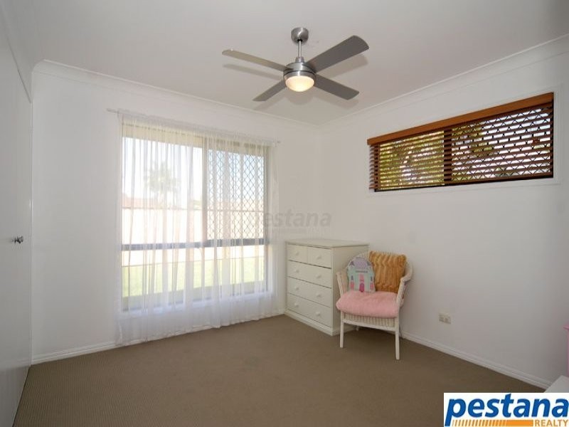2 Berendt Court, Meadowbrook QLD 4131