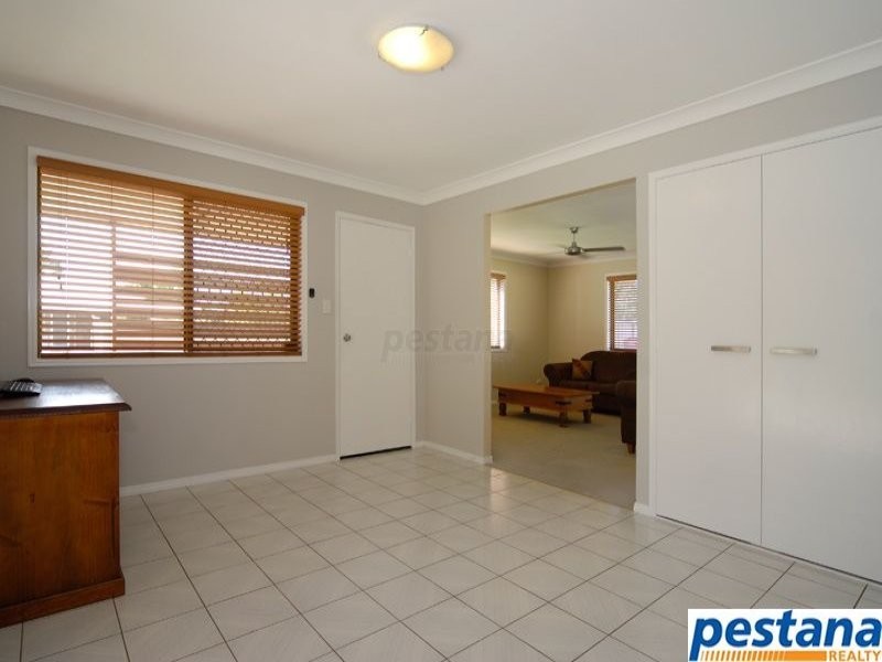 2 Berendt Court, Meadowbrook QLD 4131