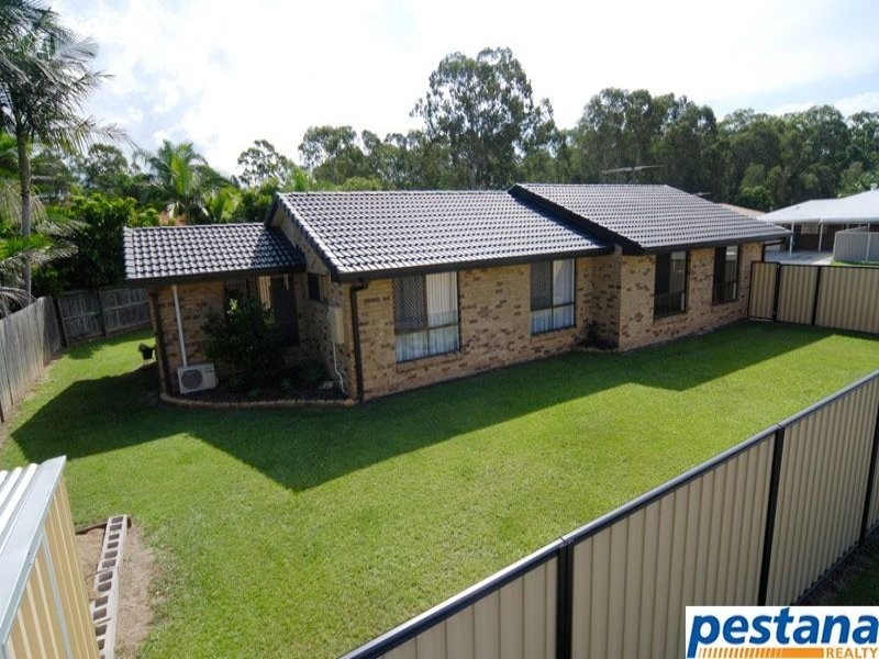 2 Berendt Court, Meadowbrook QLD 4131