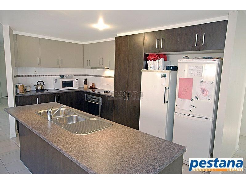 27 Easy Street, Loganholme QLD 4129