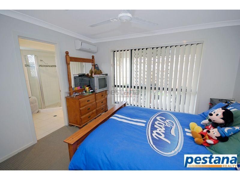 27 Easy Street, Loganholme QLD 4129