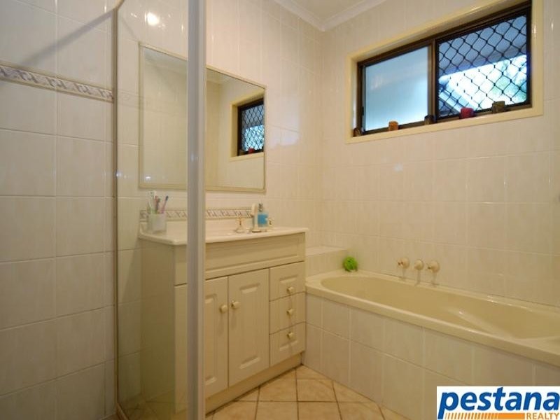 96 Parfrey Road, Rochedale South QLD 4123