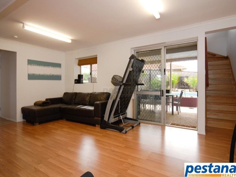 10 Burgallby Road, Springwood QLD 4127